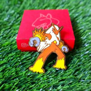 Ímãs de Pokémon feitos em madeira com corte e gravação a laser, pintados com cores vibrantes ou em versão gravada, trazendo à vida personagens icônicos como Pikachu, Charizard, Bulbasaur e Eevee, com super ímãs de neodímio para fixação forte e durável | Laser cut and engraved Pokémon wooden magnets, hand-painted in vibrant colors or elegant engraved style, featuring iconic characters like Pikachu, Charizard, Bulbasaur, and Eevee, equipped with strong neodymium magnets for secure hold.