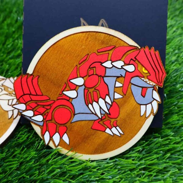 Porta-copos Pokémon em madeira certificada de reflorestamento, cortados e gravados a laser, pintados com cores vibrantes e envernizados para maior durabilidade | Pokémon coasters made of certified reforestation wood, laser cut and engraved, painted with vibrant colors and varnished for extra durability