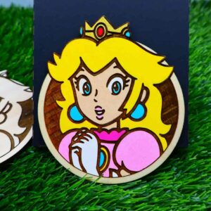 Porta-copos inspirados no Super Mario feitos em madeira de reflorestamento, com corte e gravação a laser, pintados com tinta acrílica vibrante ou gravados para um toque minimalista — perfeitos para fãs de jogos clássicos | Super Mario-inspired coasters made from reforested wood, laser cut and engraved, painted with vibrant acrylic paint or engraved for a minimalist look — perfect for classic game fans.