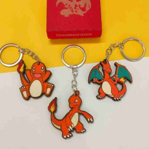 Porta-chaves Pokémon com Pikachu, Charizard, Bulbasaur, Eevee e outros personagens, em material durável e pintados à mão. | Pokémon keychains featuring Pikachu, Charizard, Bulbasaur, Eevee, and other characters, made from durable material and hand-painted