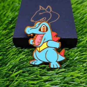 Ímãs de Pokémon feitos em madeira com corte e gravação a laser, pintados com cores vibrantes ou em versão gravada, trazendo à vida personagens icônicos como Pikachu, Charizard, Bulbasaur e Eevee, com super ímãs de neodímio para fixação forte e durável | Laser cut and engraved Pokémon wooden magnets, hand-painted in vibrant colors or elegant engraved style, featuring iconic characters like Pikachu, Charizard, Bulbasaur, and Eevee, equipped with strong neodymium magnets for secure hold.